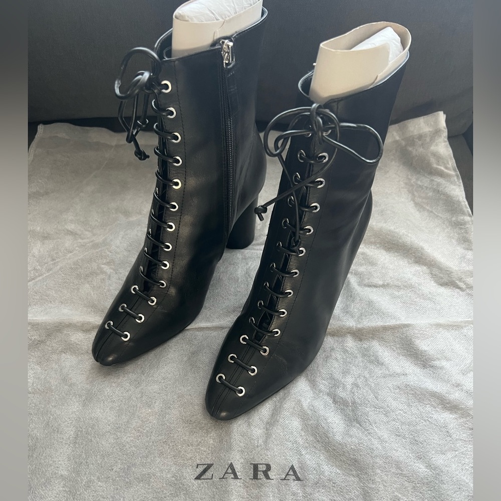 Zara Laced Leather Heeled Ankle Boots
